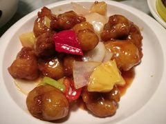 香菠海鲜咕咾肉-老广酒楼(樱花店)