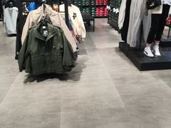 -PUMA品牌自营折扣店(武汉永旺梦乐城店)