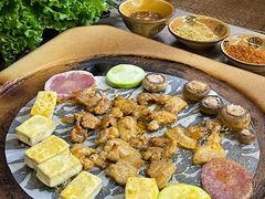 -阿昌白族石板烧·菌锅(大理古城店)