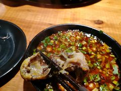 -三道苗苗鱼·美蛙黄辣丁(八里店)