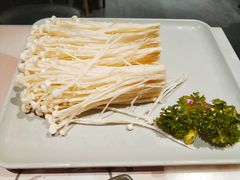-煲宫猪肚鸡(晶品店)