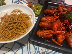 -松哥油焖大虾.小龙虾.黑鸭煲(海岸城店)