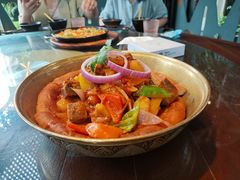 西域馕包肉-楼兰新疆主题餐厅(悠方店)