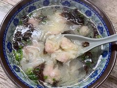 -无名氏宵夜小摊(祝家三姐妹馄饨店)