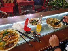 -金杨拉面王小吃面馆·牛三宝面·红烧牛肉粉