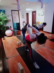 -Yvon yoga 瑜伽·精准体态管理中心