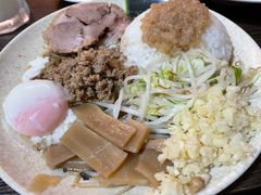 -拉面莊夢語＆中华料理八椿