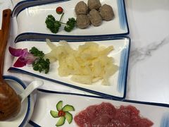 -品粤居港式打边炉·广式烧腊(西安路福佳新天地店)