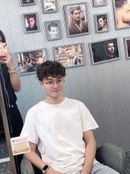 -即型男士理发工作室