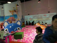 -蒙特利亲子乐园