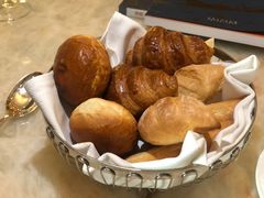 餐前面包-AZUR聚(香格里拉饭店)