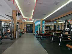 -金摩尔健身游泳(万象城鼎丰大厦店)
