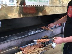 -维吾尔餐厅(宜山路店)