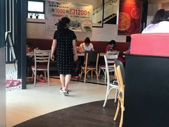 -必胜客(大坪英利店)