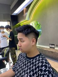 点击看大图 -不迫先生专业男士剪发