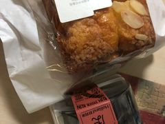 -好利来(新华百货店)