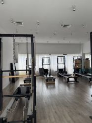 -无界瑜伽普拉提