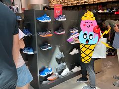 -东荟城名店仓