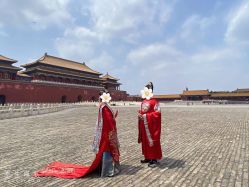 -全城热恋璀璨婚纱摄影(国贸总店)