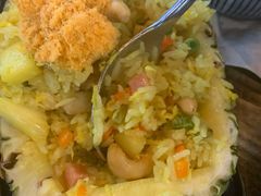 泰式凤梨菠萝炒饭-Hi YOU你的饭局泰餐厅(雍和宫店)