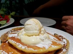 -Pancakes on the rocks(Darling Harbour)