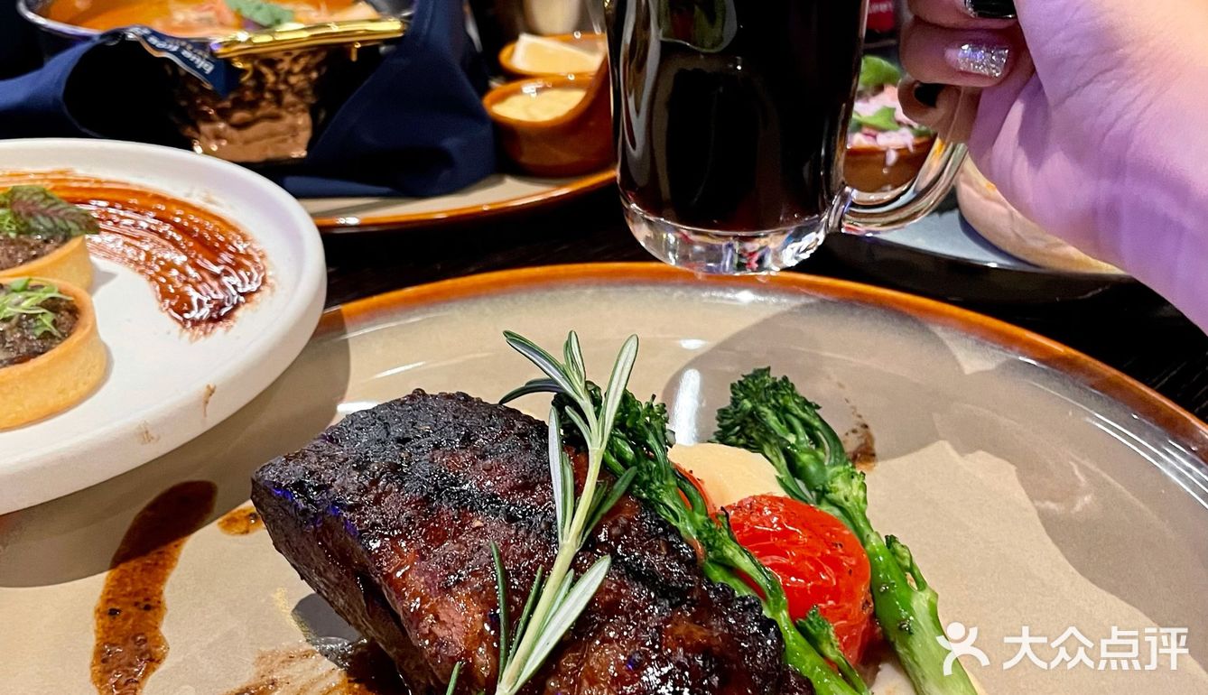 无人能敌❗️冬日蓝蛙圣诞氛围太棒了🎄