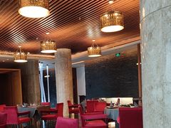 -粤尚腾香居中餐厅(首都机场希尔顿店)