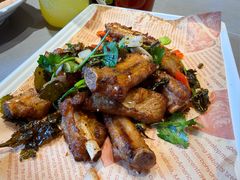 -头上红煨盐鸡·非遗院子餐厅
