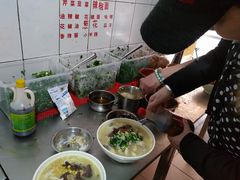 -文山荷鲜居(翠湖店)