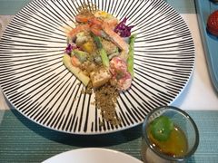 牛油果藜麦有机沙拉-蜜桃花开·中西融合菜E&W(南长街店)