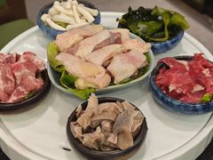 -得意咚瓜·顺德鱼生·冬瓜火锅(深圳首店)