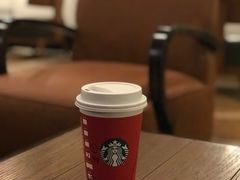 抹茶拿铁-星巴克臻选(广州沙面店)