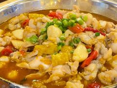 酸汤大盆牛蛙-湘江大码头·龙虾馆(渔人码头一店)