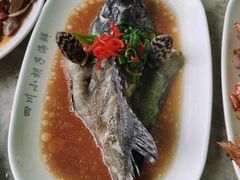 -四川小胡子海鲜(丁村万人海鲜广场店)