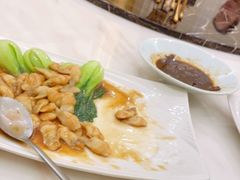 -梅龙镇酒家(南京西路总店)