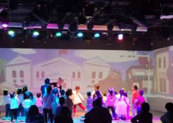 -小鸡哆哆故事屋·儿童乐园(嘉里城店)