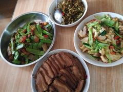 -天鹅到家·保姆月嫂育儿嫂(蔚蓝海岸店)