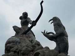 -巴陵广场
