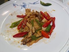 -椿记烧鹅(叠彩店)