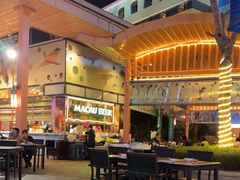 -喷泉广场餐厅·宵夜·海鲜烧烤大排档(长隆企鹅酒店)