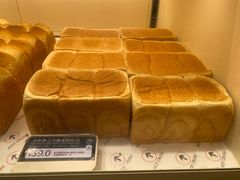 -HOT CRUSH趁热集合·现烤面包(环球港店)