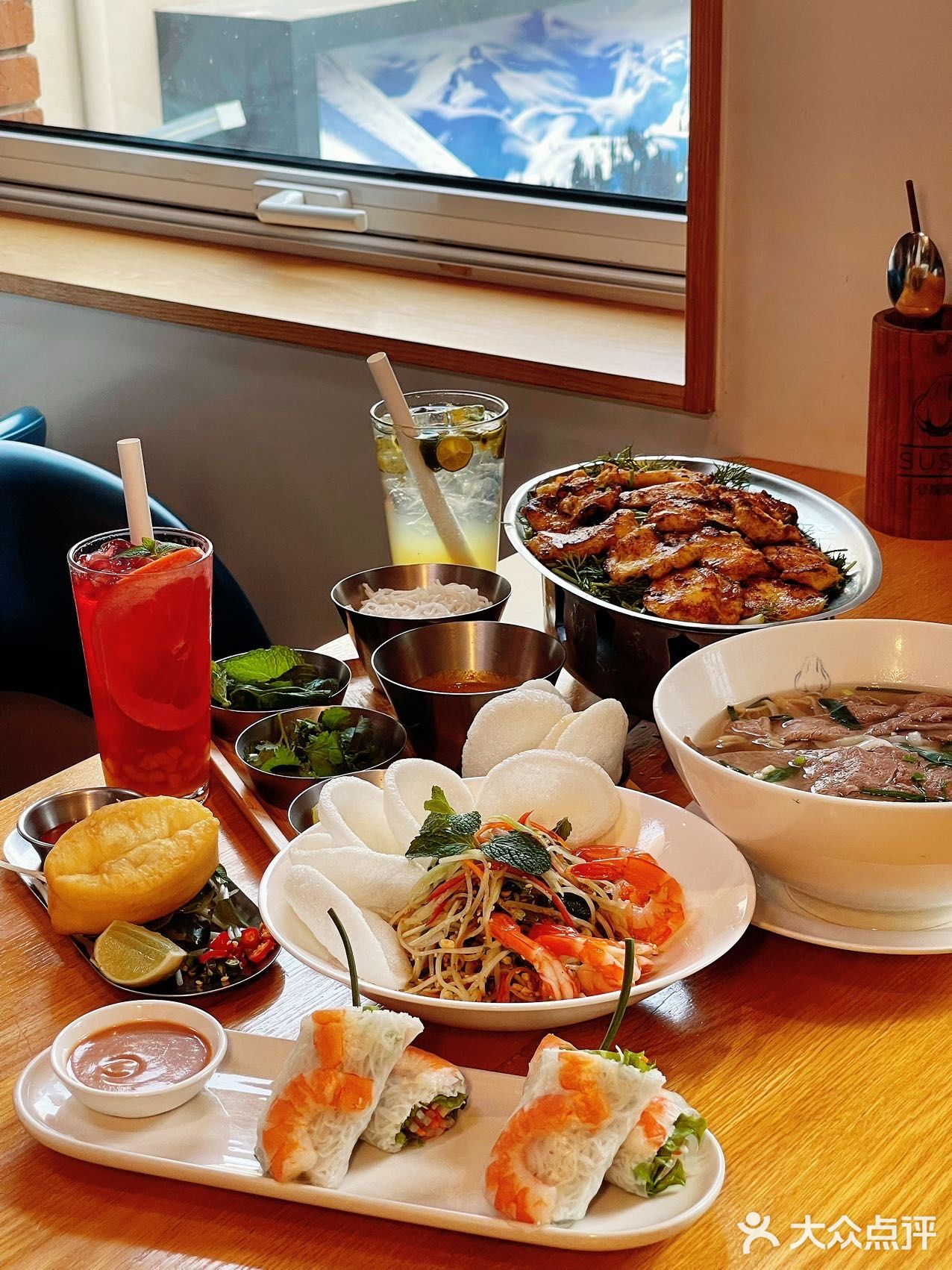 越南菜就看这家，12年老牌口味贼正宗！[加油]