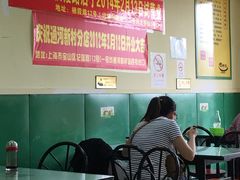 大堂-丽丽三鲜螺蛳粉(田林路店)