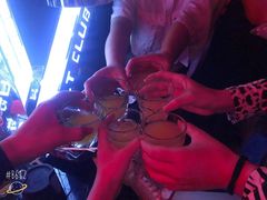 -TT CLUB 酒吧