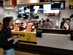 -麦当劳(江湾镇店)