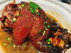 -老码头黑皮肘子锅包肉(赣水路店)