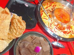 -谭鸭血老火锅(万象九宜城店)
