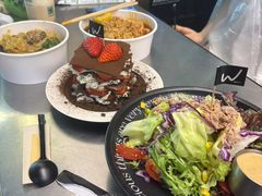 -W COLLECTIVE  DESSERT SHOP
