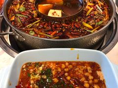-蛙两只美蛙鱼头火锅(恒茂店)
