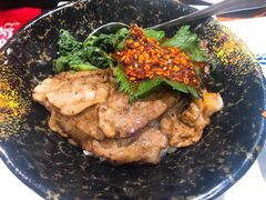 炭烤猪五花肉盖饭-热血兄弟·炭火烤肉(融侨中心店)